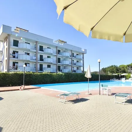 公寓式酒店 Isa-apartments 2 Beds In With Swimming-pool In San Vincenzo, Just 600 Meters From The Sea